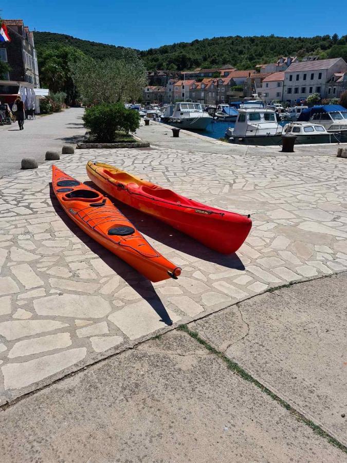 Apartmani Fortuna Zlarin Εξωτερικό φωτογραφία