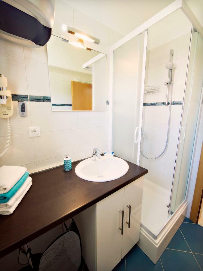 Apartmani Fortuna Zlarin Εξωτερικό φωτογραφία